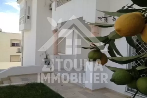 A louer un bel appartement à cité Ennasr