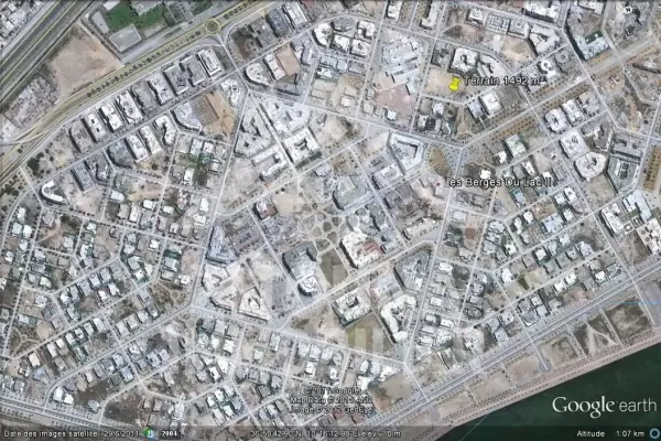 A vendre un terrain aux Jardins du Lac