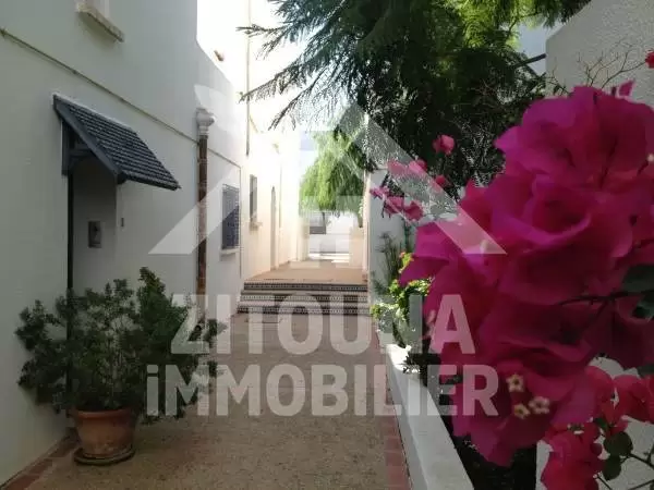 Bel appartement à Gammarth...