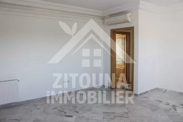 Appartement à louer dans une résidence gardée