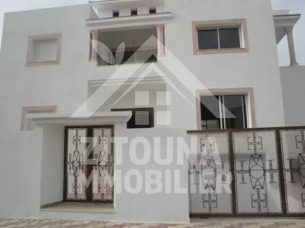Villa sur deux étages à louer Jardin de Carthage