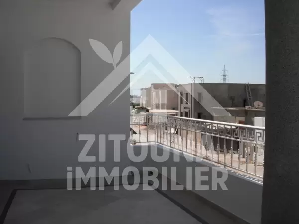 Etage de villa à louer