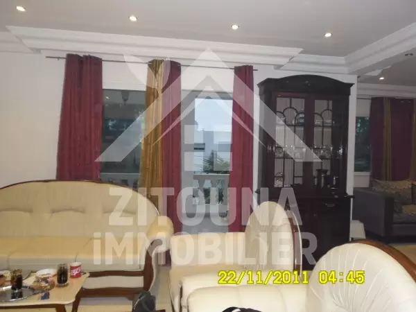 Étage de villa à louer