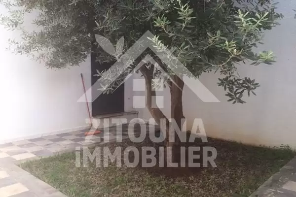 Rez de chaussée à louer