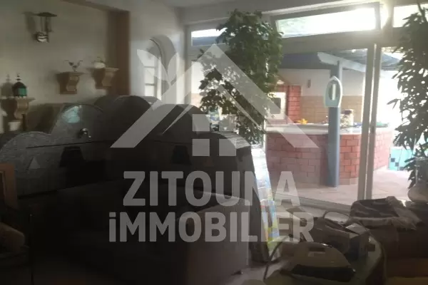 A louer un bel duplex à Golden Tulip