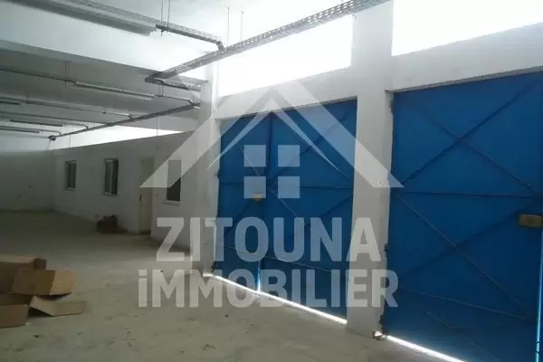 Location de deux Bâtiments jumelables à usage industriel à la Zone Industrielle de charguia