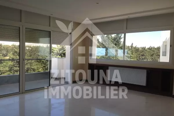 A louer bel appartement à Gammarth sup