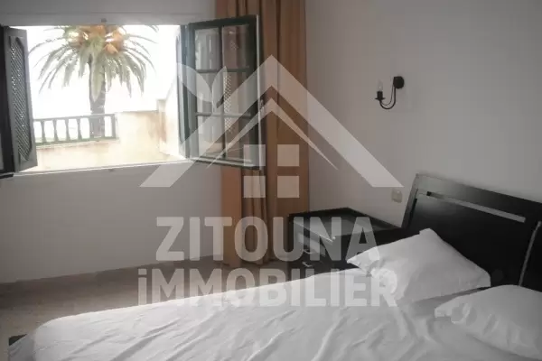 A louer très bel appartement à deux pas de la mer