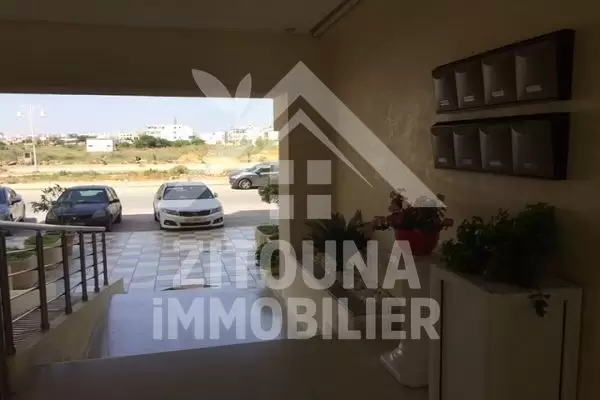 Très bel appartement à Ain Zaghouan