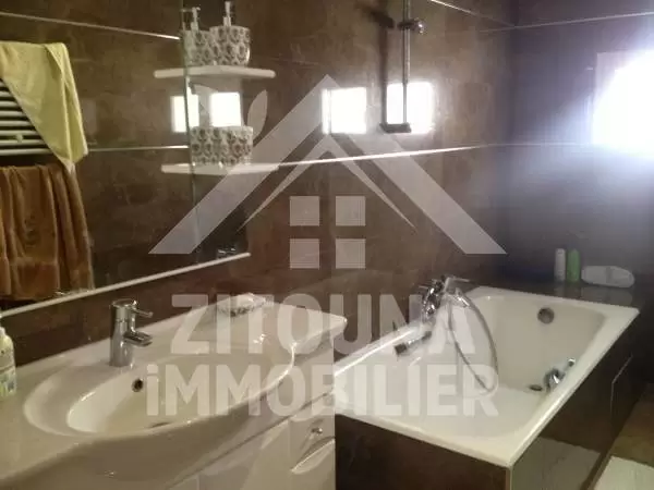 A louer un duplex aux Jardins de Carthage