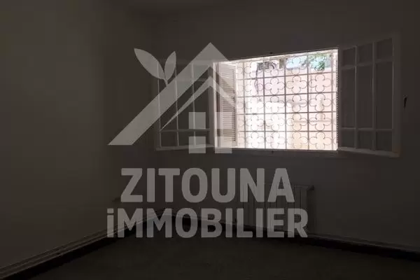 Location un rez de chaussée de villa à La Marsa