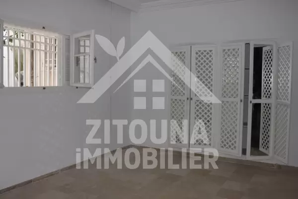 A louer appartement indépendant meublé avec piscine