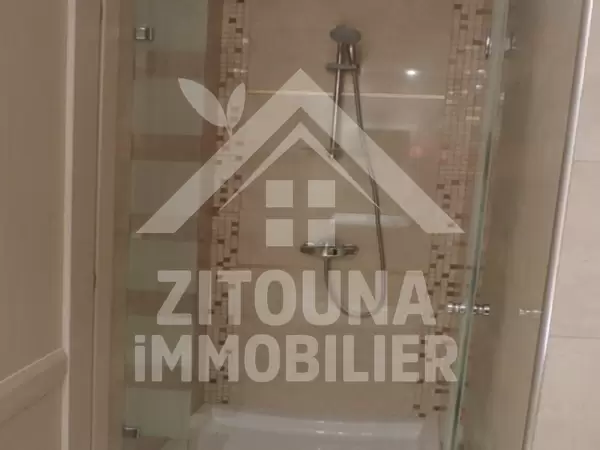 Bel appartement avec terrasse