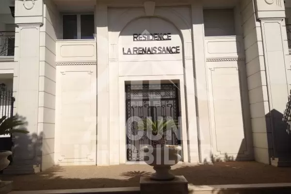 Un bel appartement à louer à La Marsa