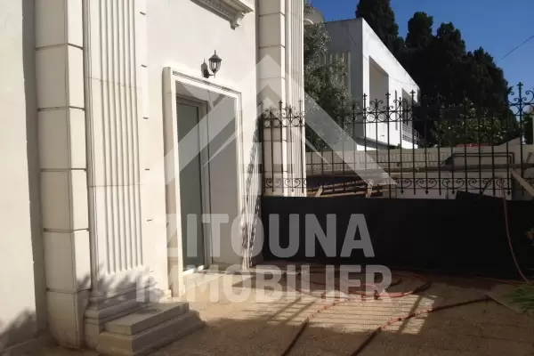 Un bel appartement à louer à La Marsa