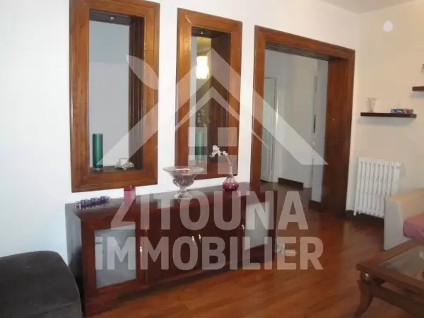 A louer bel appartement meublé