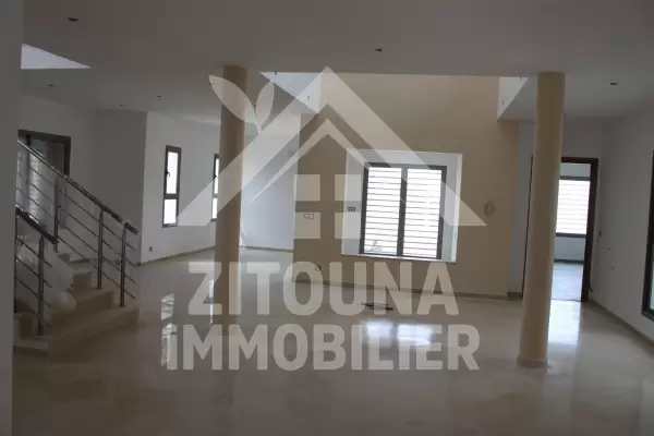 Villa neuve à louer