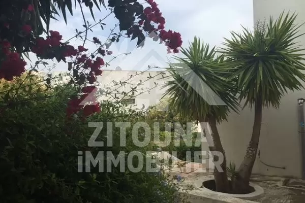 A louer un beau duplex au Golden Tulip