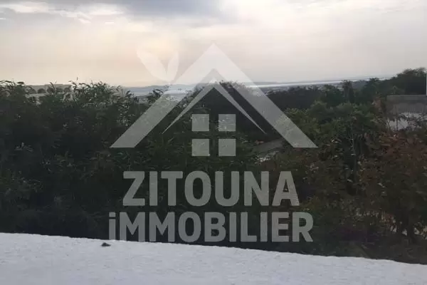 A louer un beau duplex au Golden Tulip