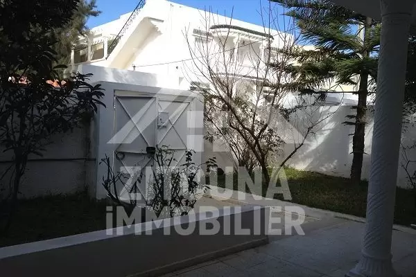 Rez de chaussée de villa à louer