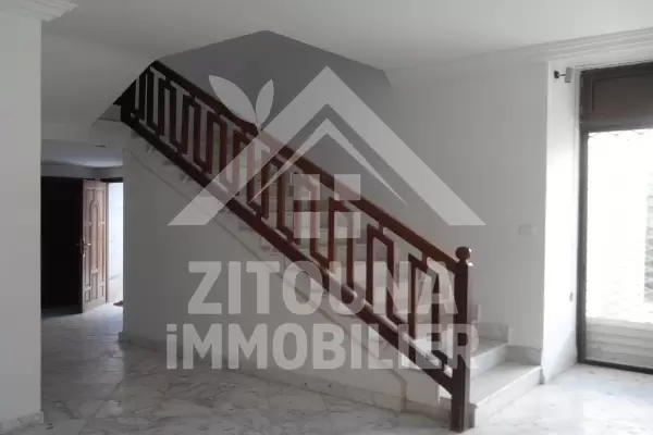 A louer une villa à la Marsa