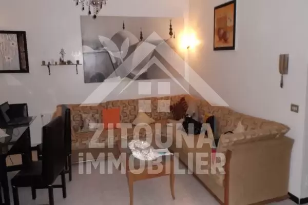 Magnifique étage de villa à Amilcar