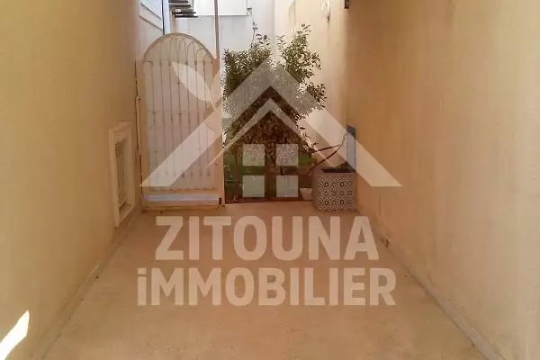 Magnifique étage de villa aux Jardins de Carthage