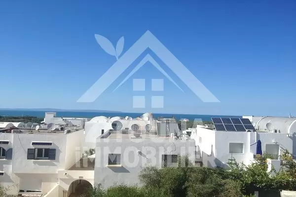 A louer un beau duplex au Golden Tulip