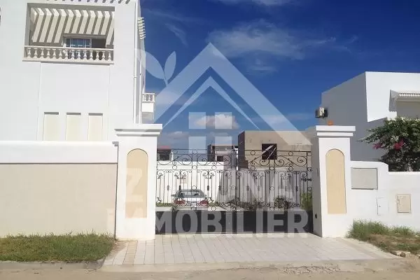A vendre à Kelibia une belle villa
