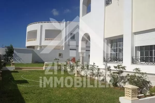 A vendre à Kelibia une belle villa