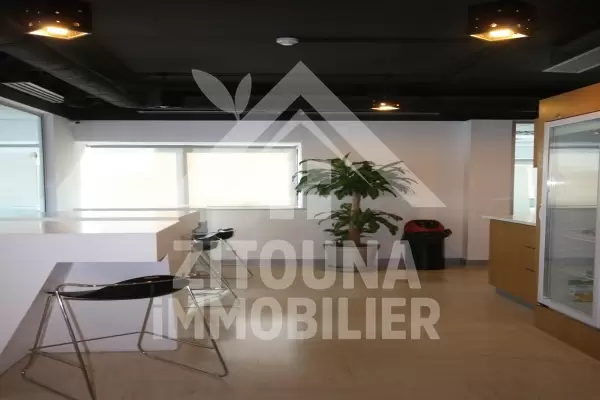 À louer des bureaux au Lac 2