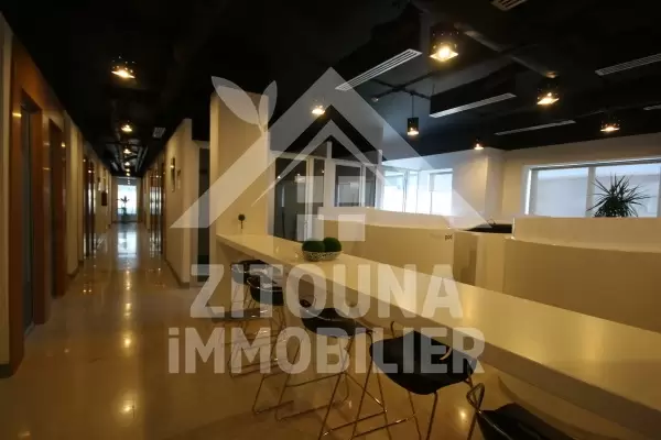 À louer des bureaux au Lac 2