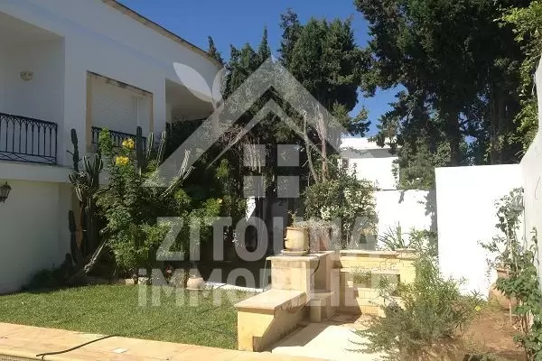 A louer une belle villa à Carthage Byrsa