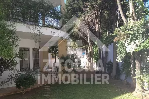A louer une belle villa à Carthage Byrsa