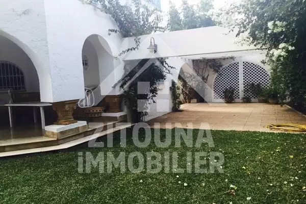 A vendre Villa majestueuse