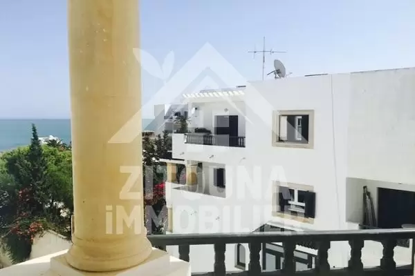 A louer bel appartement à La Marsa Plage