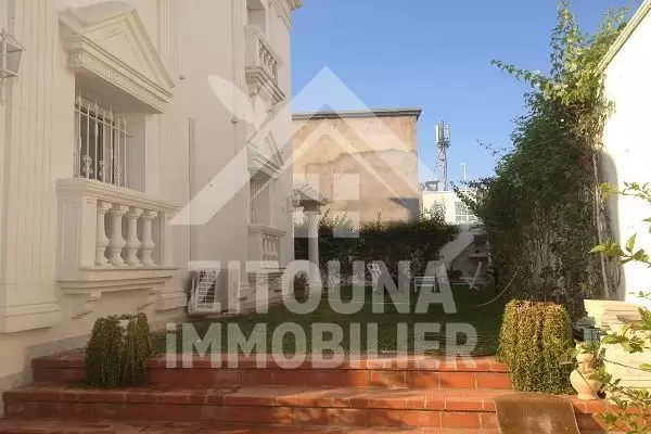 Villa meublée à louer aux Jardins de Carthage