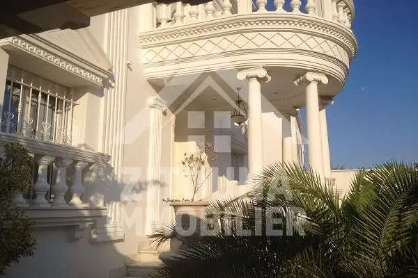 Villa meublée à louer aux Jardins de Carthage