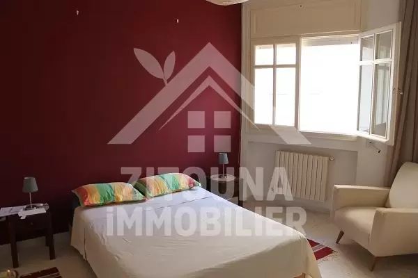 A louer bel appartement à Cité palmeraies