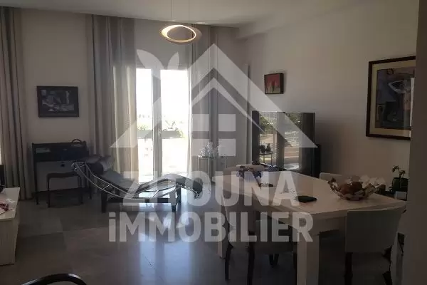 A vendre un appartement luxueusement meublé
