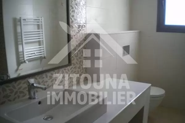 A louer bel appartement au Jardin de Carthage