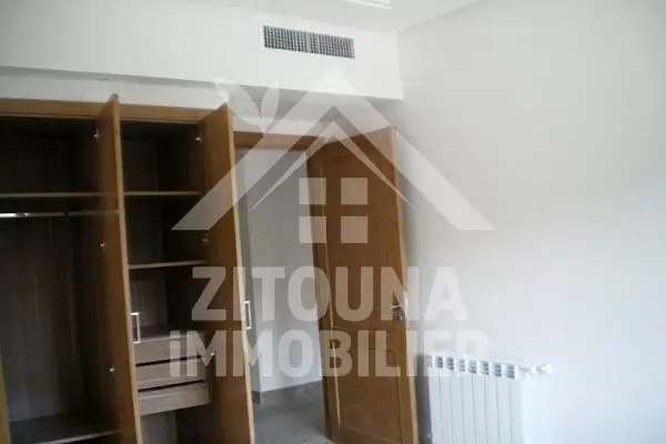 A louer bel appartement au Jardin de Carthage