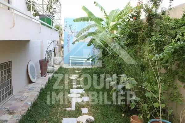 A Vendre Un beau Triplex