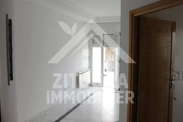 A louer bel appartement à La Marsa