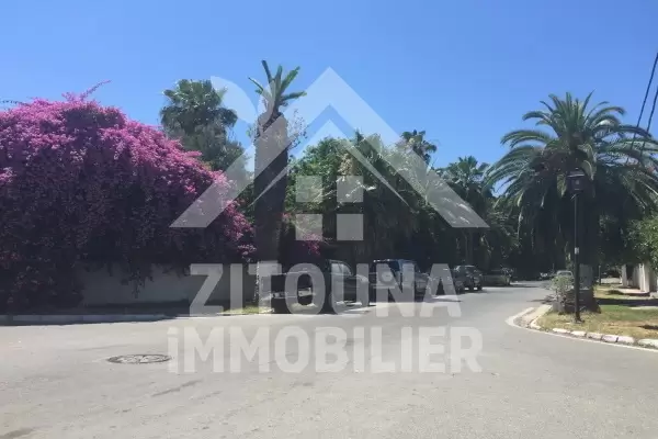 A vendre une magnifique villa à Carthage