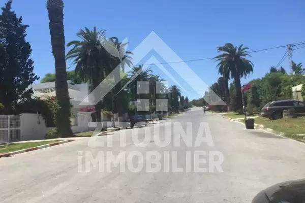 A vendre une magnifique villa à Carthage