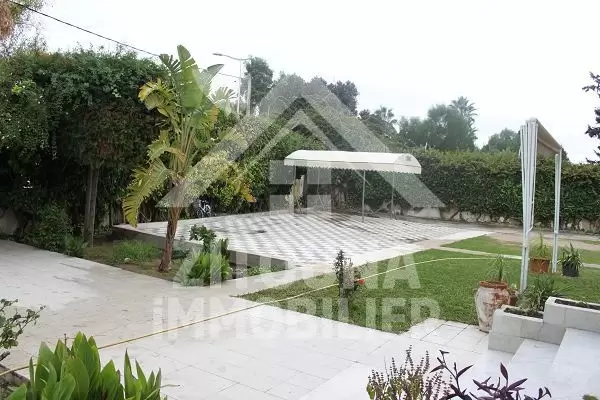 A vendre une villa A Carthage Byrsa