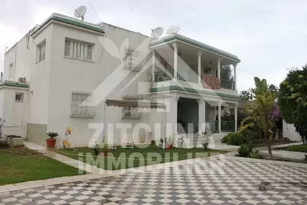 A vendre une villa A Carthage Byrsa