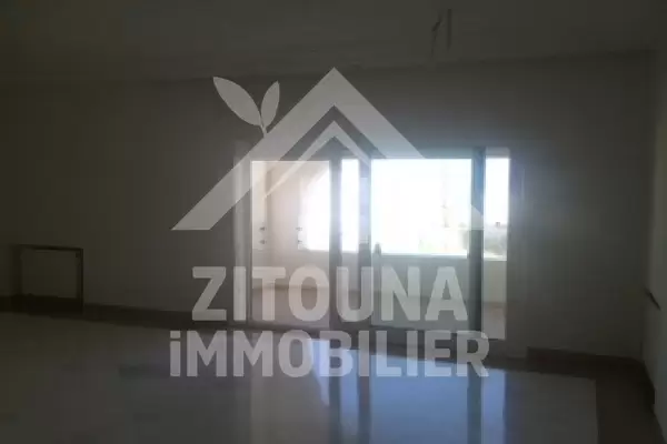 A louer bel appartement à Gammarth Marine