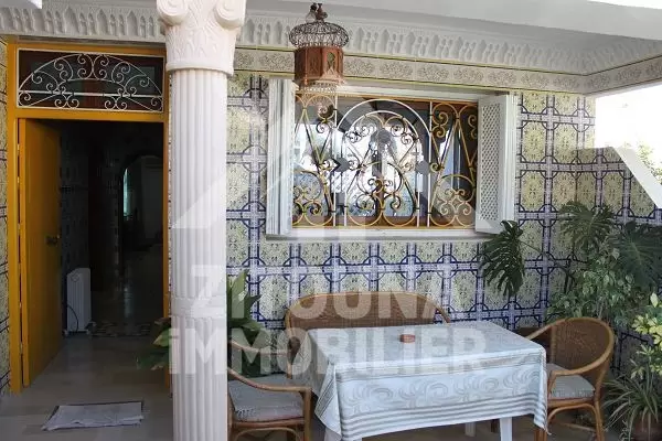 A louer Rez de chaussée de villa